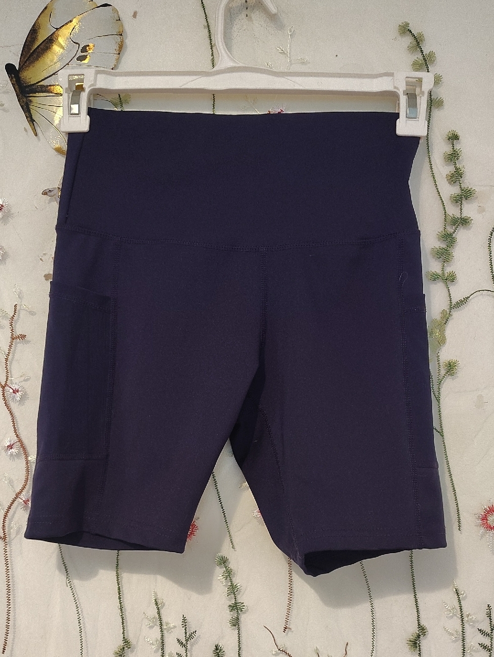 High-Rise Bike Shorts with Side Pockets - Navy